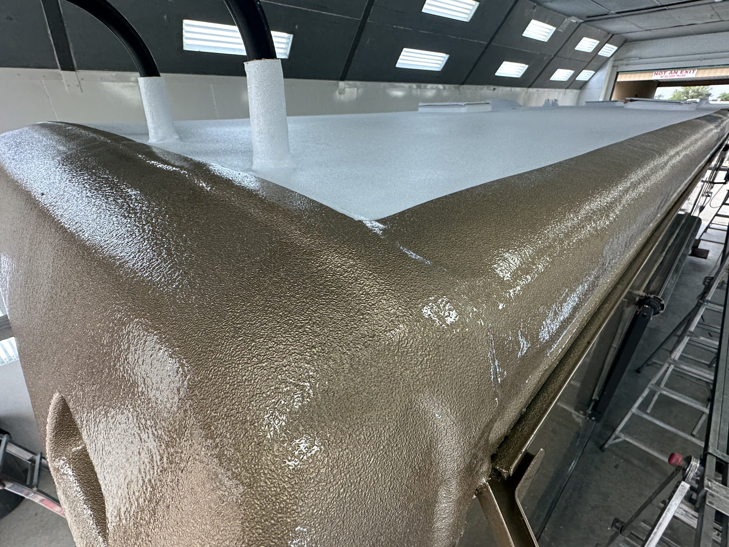 Lifetime RV Roof with painted radius